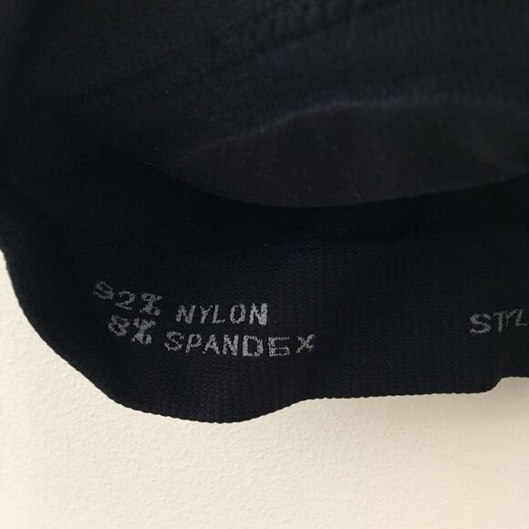 B2body black wireless racer back bra | Size Large | NWT - Picture 5 of 5